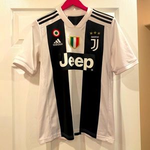 Original Adidas Ronaldo Juventus Womens Jersey in XL but fits like a Small